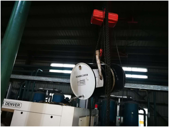 由于油品問題導(dǎo)致油氣分離器壓差高,空壓機(jī)潤(rùn)滑油結(jié)膠,油濾堵塞,機(jī)器高溫報(bào)警(圖4) 由于油品問題導(dǎo)致油氣分離器壓差高,空壓機(jī)潤(rùn)滑油結(jié)膠,油濾堵塞,機(jī)器高溫報(bào)警(圖4)